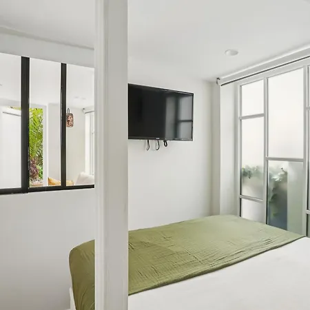 Lavie Maison Ac And Terrace Appartamento Parigi